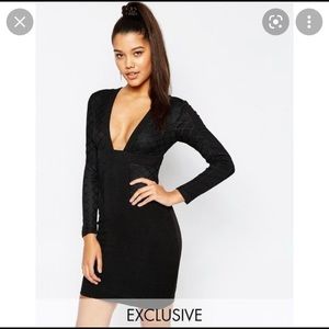 Black long sleeve dress